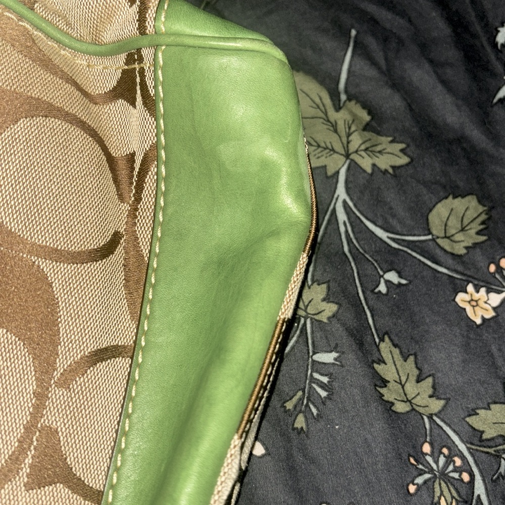 Coach Signature Collection Madeline satchel hand bag LIKE NEWISH - Picture 15 of 16